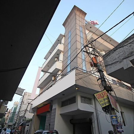 Airport Hotel Jet Inn Suites New Delhi Exterior photo