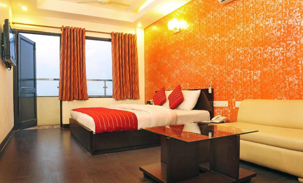 Airport Hotel Jet Inn Suites New Delhi Exterior photo