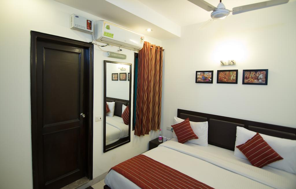 Airport Hotel Jet Inn Suites New Delhi Exterior photo