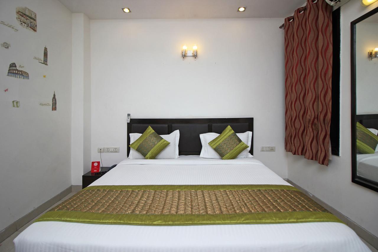 Airport Hotel Jet Inn Suites New Delhi Exterior photo