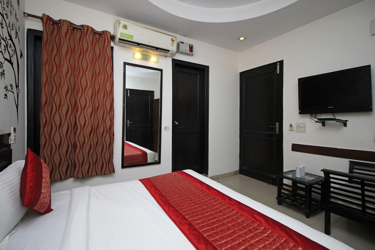 Airport Hotel Jet Inn Suites New Delhi Exterior photo