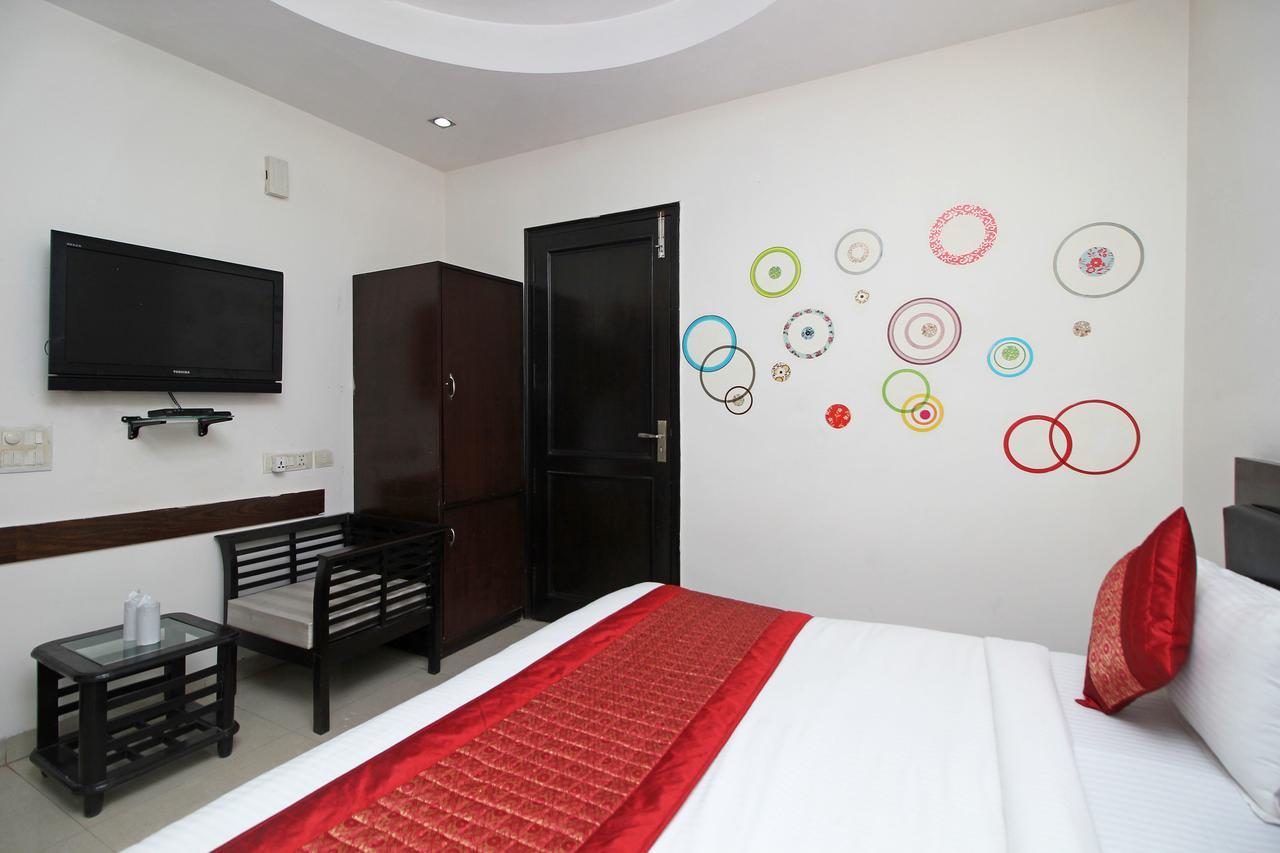 Airport Hotel Jet Inn Suites New Delhi Exterior photo